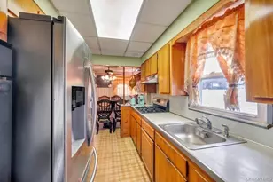 67 Myers Ave, Hicksville, NY 11801 - Photo 6