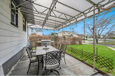 67 Myers Avenue, Hicksville, NY 11801 - Photo 16