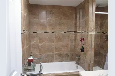 39 Split Cedar Drive, Islandia, NY 11749 - Photo 22