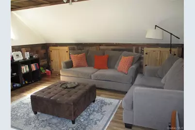 39 Split Cedar Drive, Islandia, NY 11749 - Photo 28