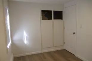 39 Split Cedar Dr, Islandia, NY 11749 - Photo 20