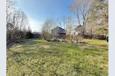 70 Wilbur Boulevard, Poughkeepsie, NY 12603 - Photo 2