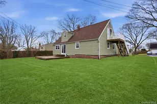 15 Newport Ave, Selden, NY 11784 - Photo 30