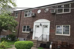 60-39 251st St, Little Neck, NY 11362 - Photo 2