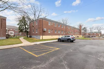 60-39 251st Street #2nd Fl, Little Neck, NY 11362 - Photo 20