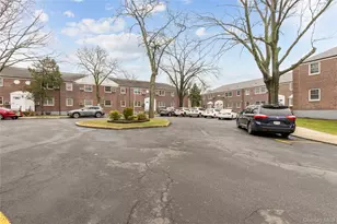 60-39 251st St, Little Neck, NY 11362 - Photo 24