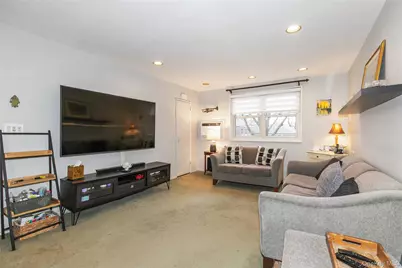 60-39 251st Street #2nd Fl, Little Neck, NY 11362 - Photo 4