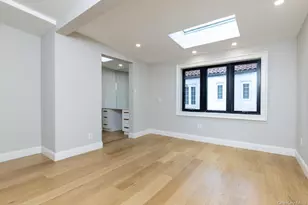 120 Baker Hill Rd, Great Neck, NY 11023 - Photo 20