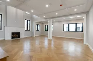 120 Baker Hill Rd, Great Neck, NY 11023 - Photo 10