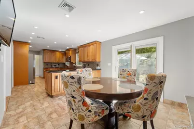 103 Bradley Avenue, White Plains, NY 10607 - Photo 10