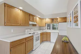 60 Spruce Ridge Dr, Fishkill, NY 12524 - Photo 10