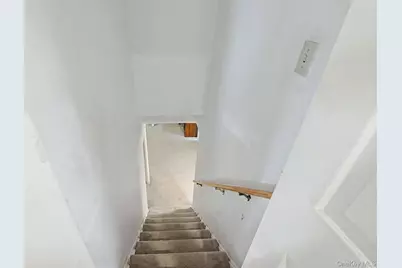 72 Harris Street, Patchogue, NY 11772 - Photo 20