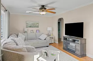 72 Harris St, Patchogue, NY 11772 - Photo 4