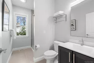 3 Robin Hill Rd, Scarsdale, NY 10583 - Photo 12