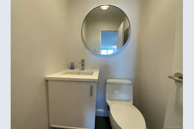 27110 Grand Central Parkway #18E, Floral Park, NY 11005 - Photo 16