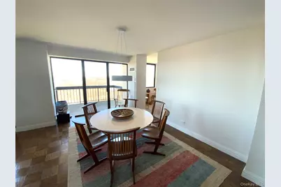 27110 Grand Central Parkway #18E, Floral Park, NY 11005 - Photo 6