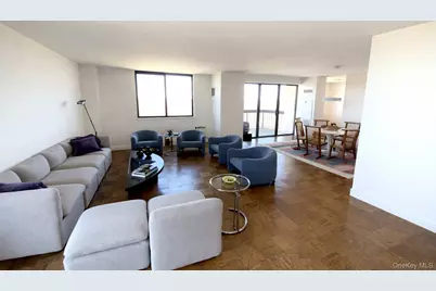 27110 Grand Central Parkway #18E, Floral Park, NY 11005 - Photo 2