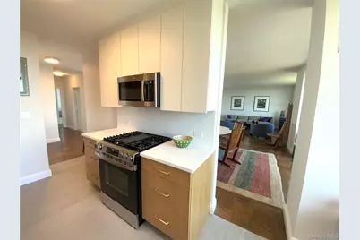 27110 Grand Central Parkway #18E, Floral Park, NY 11005 - Photo 14