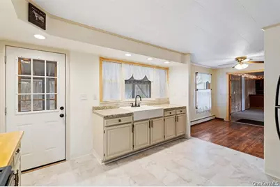 7 Red Top Road #1, Wallkill, NY 12589 - Photo 6