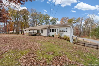 7 Red Top Road #1, Wallkill, NY 12589 - Photo 2