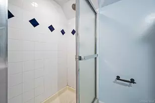 317 Centre Ave, Lindenhurst, NY 11757 - Photo 48