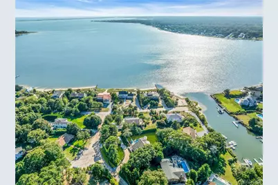 35 Grant Boulevard, Hampton Bays, NY 11946 - Photo 38