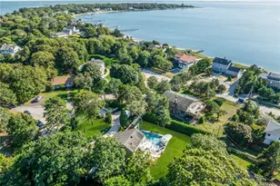 35 Grant Blvd, Hampton Bays, NY 11946 - Photo 36