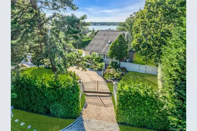 35 Grant Boulevard, Hampton Bays, NY 11946 - Photo 2