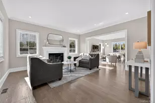 208 Cow Neck Rd, Port Washington, NY 11050 - Photo 4