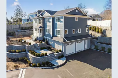 208 Cow Neck Road, Port Washington, NY 11050 - Photo 36