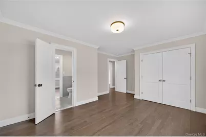 208 Cow Neck Road, Port Washington, NY 11050 - Photo 30