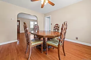 544 Birch St, West Hempstead, NY 11552 - Photo 8