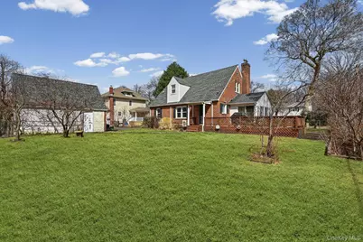 544 Birch Street, West Hempstead, NY 11552 - Photo 28