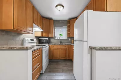 1677 Unionport Road, Bronx, NY 10462 - Photo 16