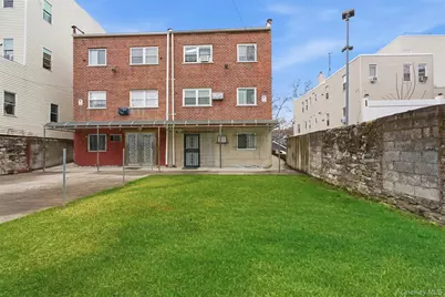 1677 Unionport Road, Bronx, NY 10462 - Photo 32