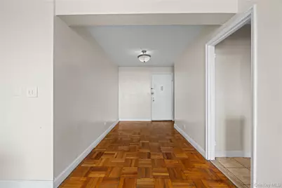2835 Webb Avenue #9E, Bronx, NY 10468 - Photo 6