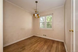 832 Stratford Dr, East Meadow, NY 11554 - Photo 4