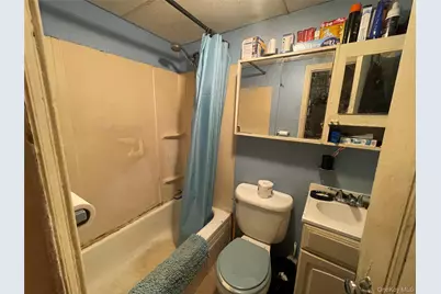 246-02 Jericho Turnpike, Floral Park, NY 11001 - Photo 20