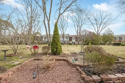 10 Glen Hollow Road #C7, Holtsville, NY 11742 - Photo 14