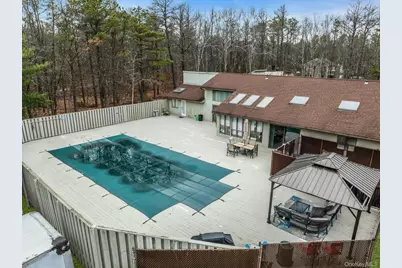 4 Christine Lane, Manorville, NY 11949 - Photo 22