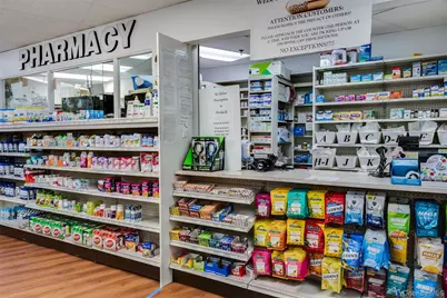 27110 Grand Central Parkway #26A, Floral Park, NY 11005 - Photo 24