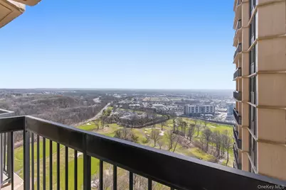 27110 Grand Central Parkway #26A, Floral Park, NY 11005 - Photo 2