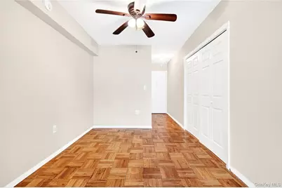 360 Westchester Avenue #122, Port Chester, NY 10573 - Photo 6