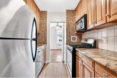 360 Westchester Avenue #122, Port Chester, NY 10573 - Photo 22