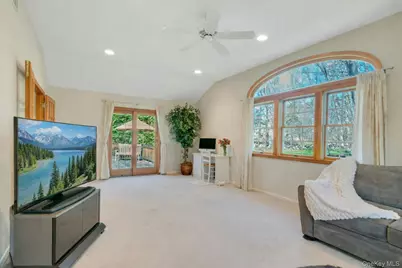 61 Schrade Road, Briarcliff Manor, NY 10510 - Photo 16