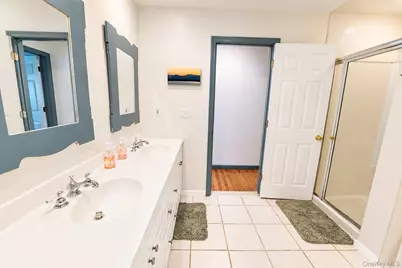8 Seneca Avenue, White Plains, NY 10603 - Photo 16