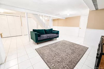 8 Seneca Avenue, White Plains, NY 10603 - Photo 20