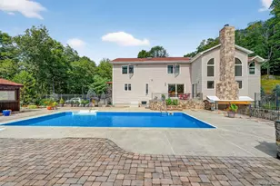 22 Skahen Dr, Tomkins Cove, NY 10986 - Photo 6