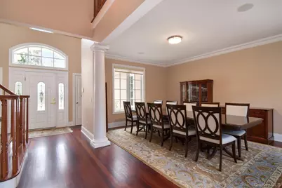 9 Stony Gate Oval, New Rochelle, NY 10804 - Photo 8