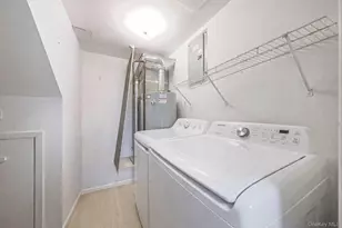 8 Birchwood Rd, Medford, NY 11763 - Photo 16